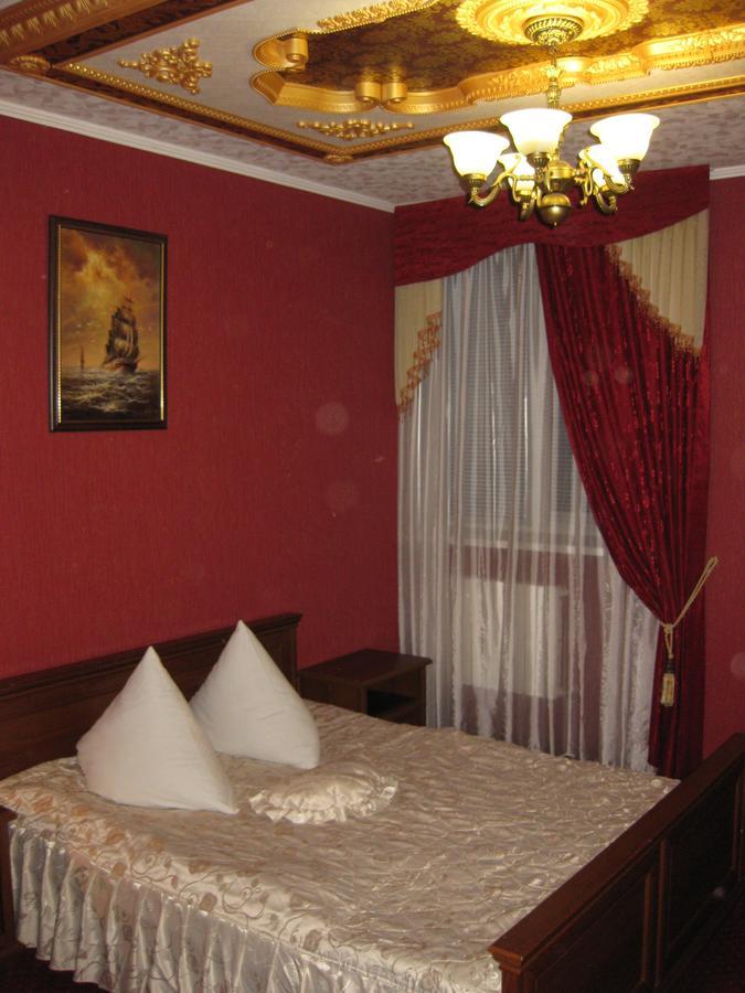Hotel Dubrava Полтава Экстерьер фото