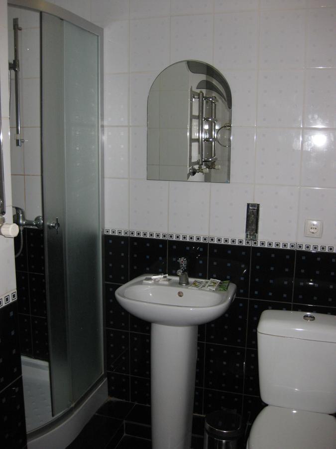 Hotel Dubrava Полтава Экстерьер фото